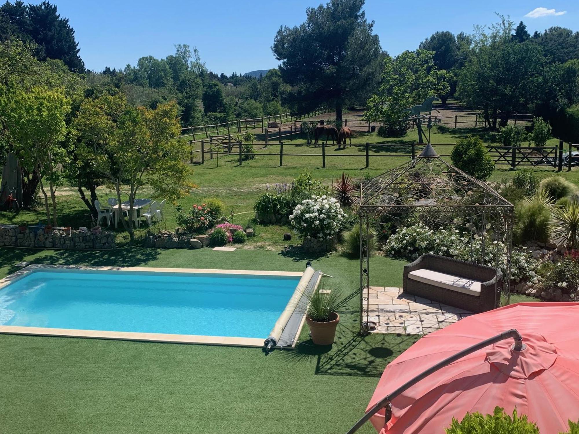 Bed and Breakfast Brossard Cavaillon Exterior foto